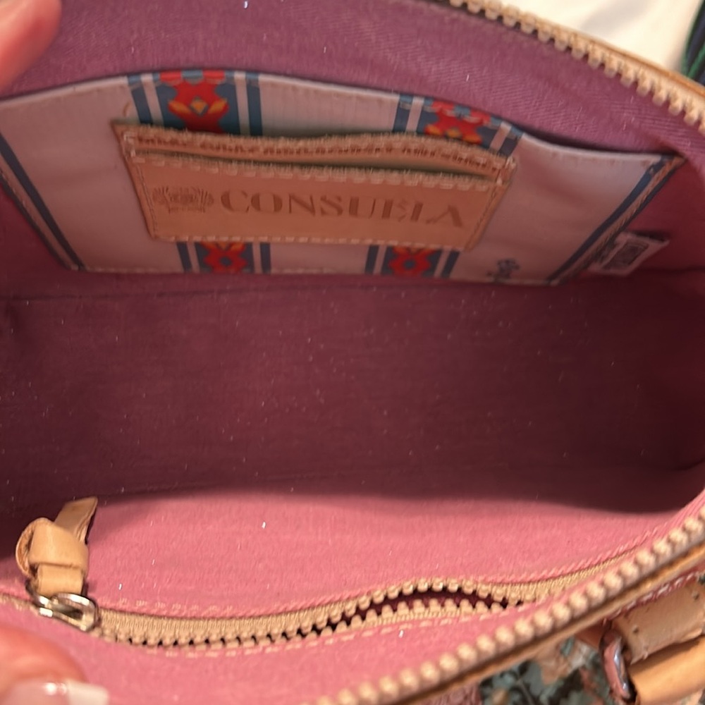 2 Dif sides Consuela Adrian Glitter Luncheon crossbody with matching card/wallet - Picture 7 of 16